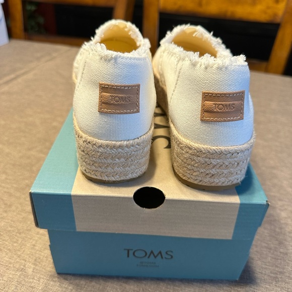 Toms Valencia Platform Espadrille White Canvas Women’s Shoes Brand New - Picture 3 of 5